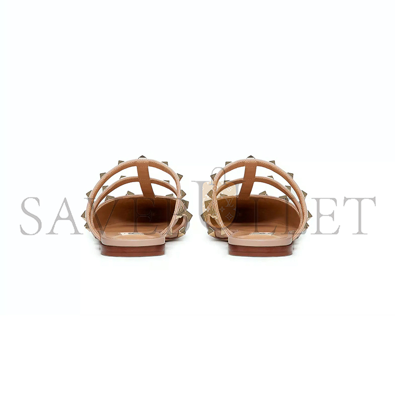 VALENTINO ROCKSTUD PATENT-LEATHER MULE 5W2S0H15VNW_P45 VALENTINO ROCKSTUD PATENT-LEATHER MULE 5W2S0H15VNW_P45
