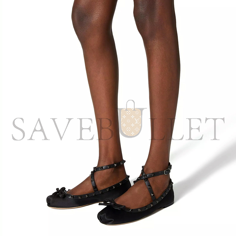 VALENTINO ROCKSTUD SATIN BALLERINA WITH TONE-ON-TONE STUDS 5W2S0HB6EQL_0NO VALENTINO ROCKSTUD SATIN BALLERINA WITH TONE-ON-TONE STUDS 5W2S0HB6EQL_0NO