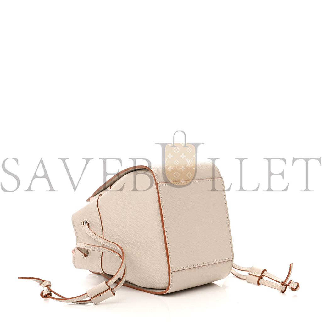 LOEWE PEBBLE GRAIN CALFSKIN MINI HAMMOCK SHOULDER BAG LIGHT GHOST (19*17*11cm)